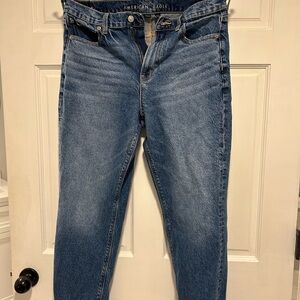 American Eagle Outfitters Women's Classic Blue Straight Leg Jeans